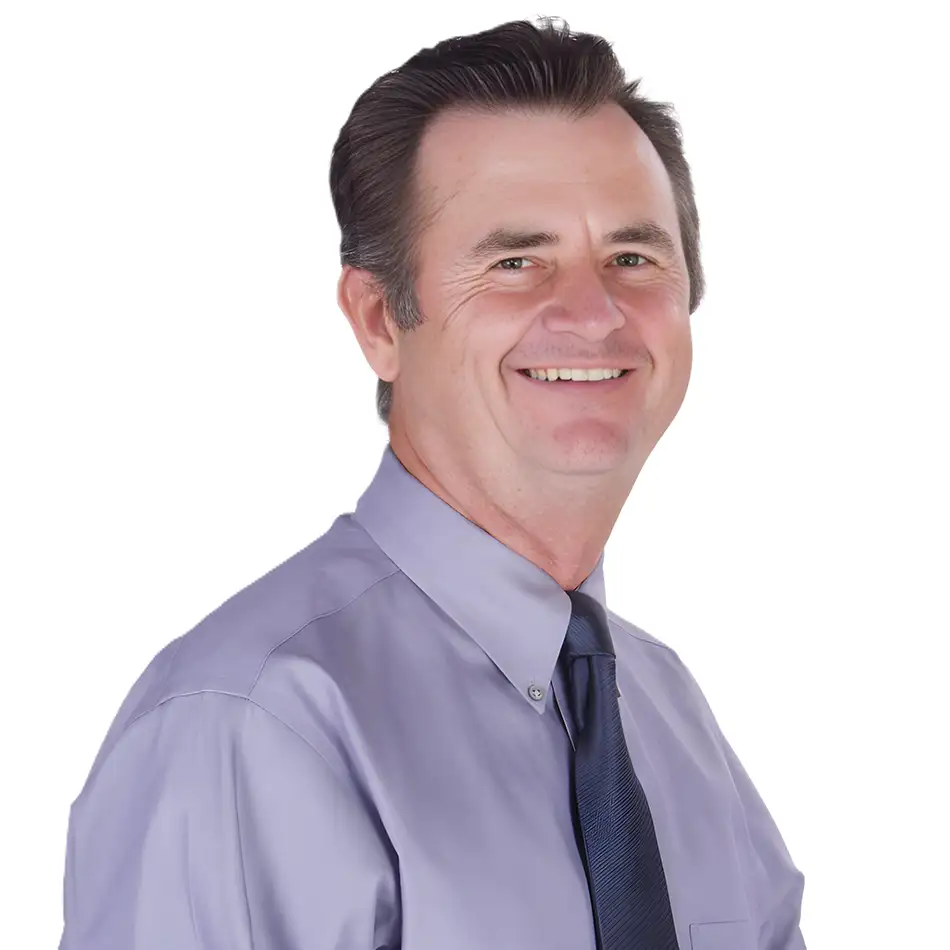 Instructor Tom Hathaway